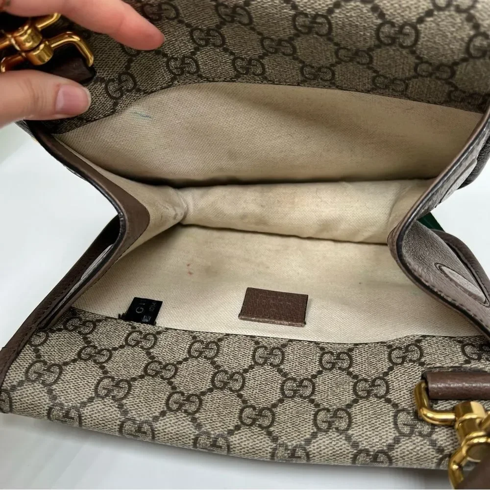 Gucci Neo Vintage GG Supreme Messenger Bag  Brown Canvas Leather  brown 495654